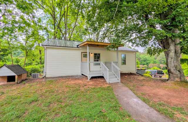 Newly Renovated | Upstairs Duplex | Minutes from Downtown Gainesville photos photos