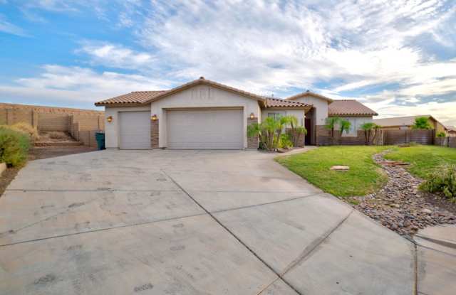 HOME IN THE TERRACES! photos photos