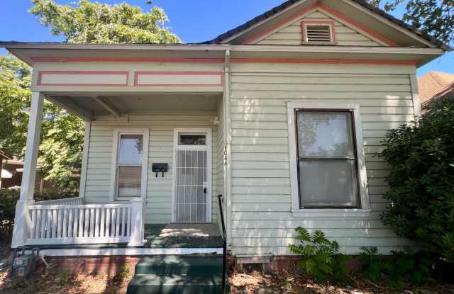 Downtown Red Bluff Victorian 3 bedroom 1 bath Home photos photos