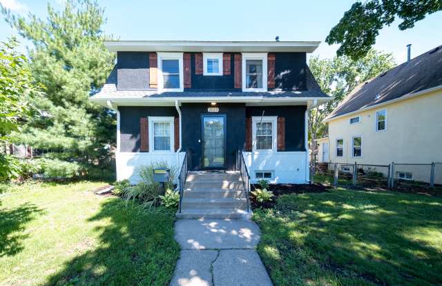 2019 19th Ave. NE photos photos