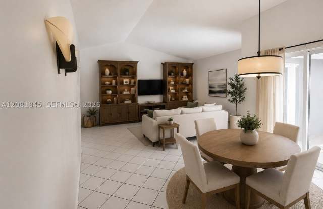 10331 SW 135th Ct Gallery 2