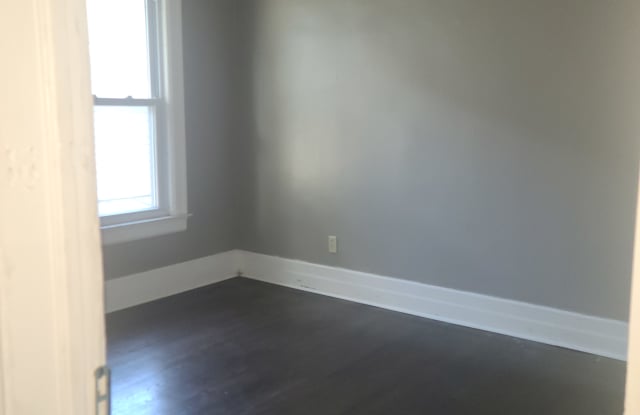 1465 Hubbard Street Gallery 2