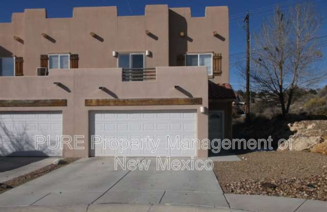 1965 Hollyhock Circle - 1965 Hollyhock Circle, Farmington, NM 87401