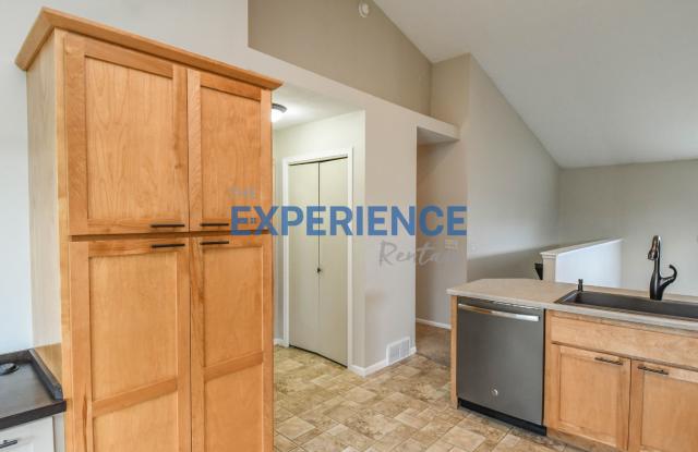 South Sioux Falls 3BR Twin Home | Main Floor Living & Finished Lower Level! Gallery 4