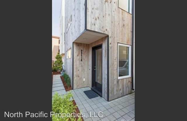 2214 Thorndyke Ave W Gallery 2