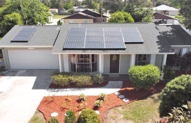 7153 79TH STREET N - 7153 79th Street North, Pinellas County, FL 33781