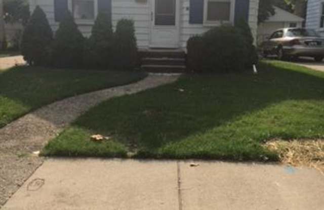 3550 MONROE - 3550 Monroe, Dearborn, MI 48124