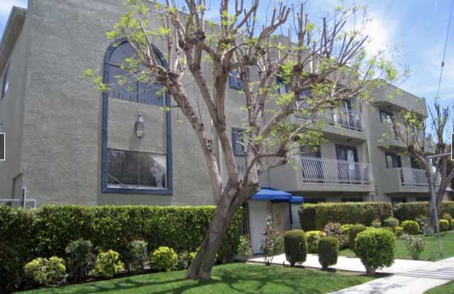6590 Hazeltine Ave Gallery 2