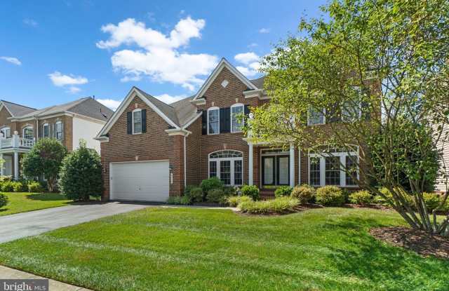 4012 BELGRAVE Circle Gallery 2