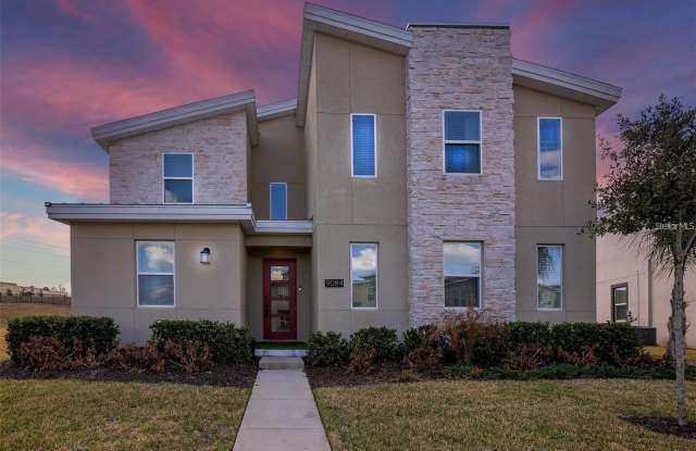9084 SOMMERSET HILLS Drive Gallery 2