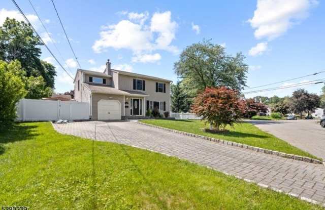 161 River Dr photos photos