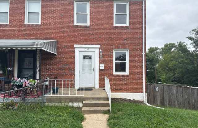 556 Chalcot Sq photos photos
