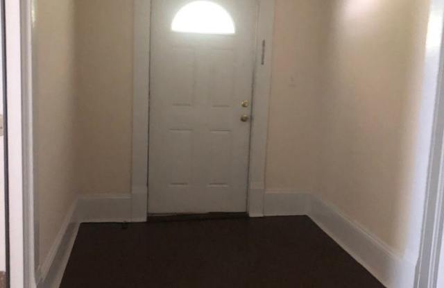 218 Summit Ave. Gallery 4