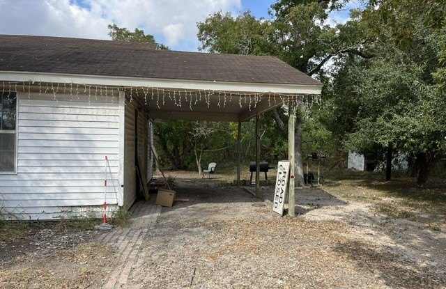 14832 Private Road 1830 S Gallery 1