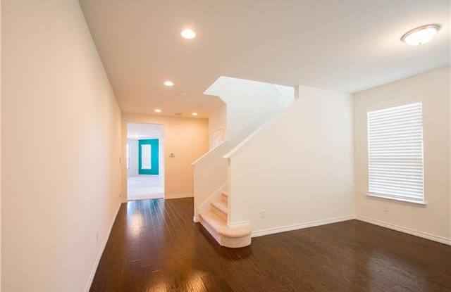 8725 Maple Ridge Trail Gallery 4