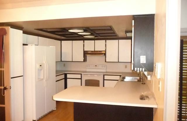 313 NW Ridgeview Way Gallery 4