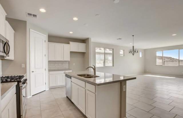 19427 W Annika Dr Gallery 2