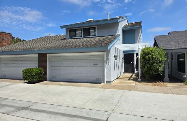 Spacious 3-Bedroom, 2.5-Bath Townhome in Desirable La Jolla photos photos Spacious 3-Bedroom, 2.5-Bath Townhome in Desirable La Jolla photos photos