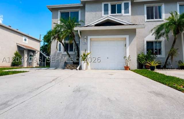 1428 SW 47th Ave photos photos 1428 SW 47th Ave photos photos