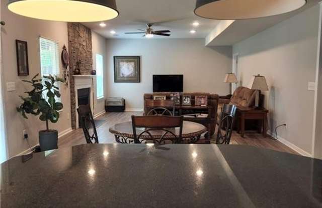 3003 Fallondale Road Gallery 3