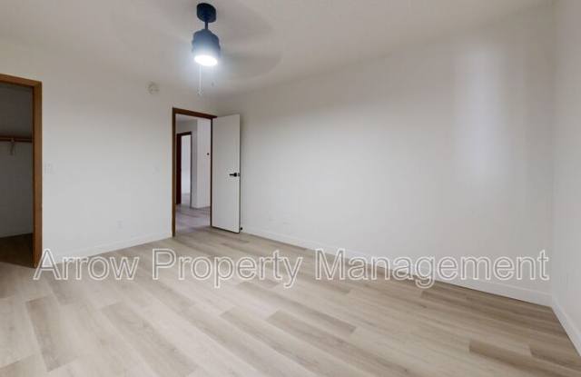 203 E Arbor-307F Gallery 4