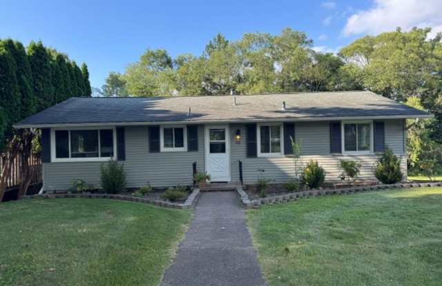Amazing Single Family Home - Brighton Schools - Will not last Gallery 1