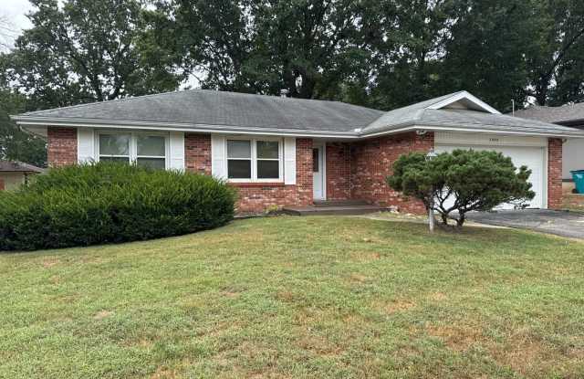 3 Bedroom 2 Bath 2 Car Garage! Southeast! $1450 photos photos