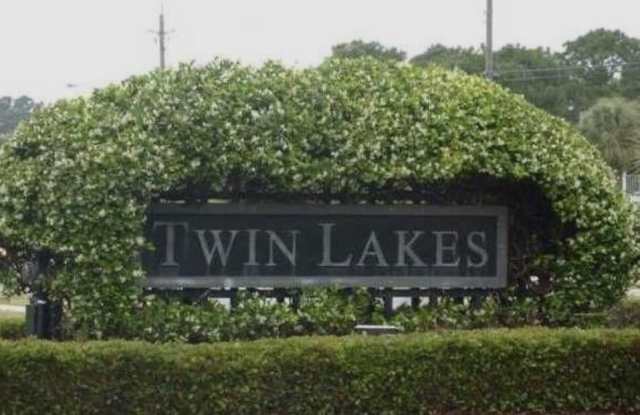 271 Twin Lakes Lane photos photos