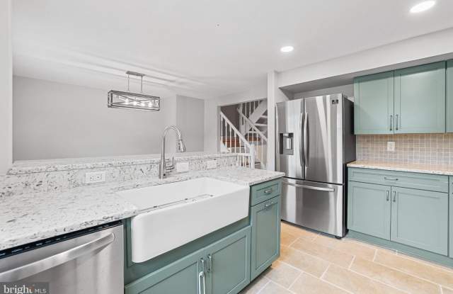 6058 CHICORY Place Gallery 3