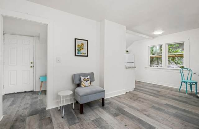 561 Madison Street - 1/2 photos photos