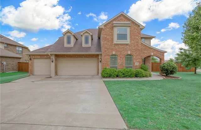 2600 Wood River Parkway - 2600 Wood River Parkway, Mansfield, TX 76063