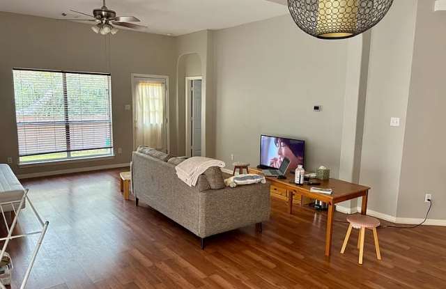 9006 Sommerland Way Gallery 2