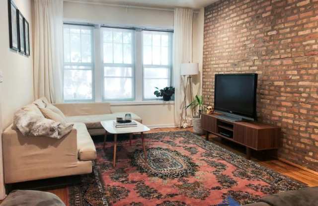 2105 W Schiller St 1 Gallery 2