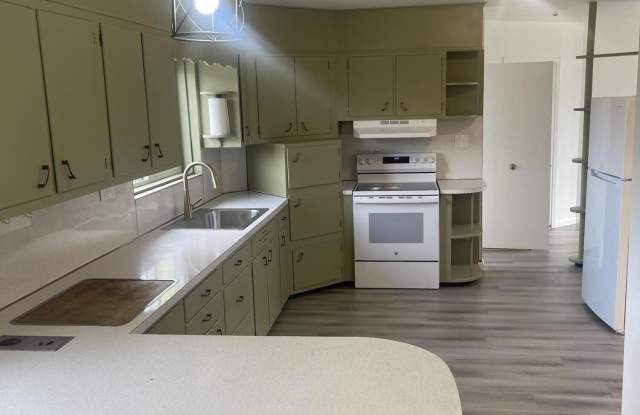 2500 N Delaware Drive photos photos
