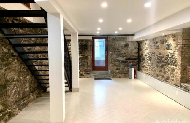 1261 PARK AVE. - 1261 Park Avenue, New York City, NY 10029