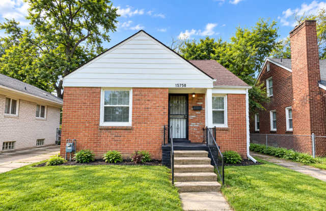 Charming 3-Bedroom Brick Bungalow – $1,300/Month Gallery 1