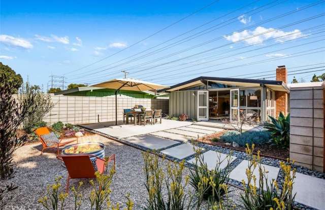 3168 Stevely Avenue photos photos