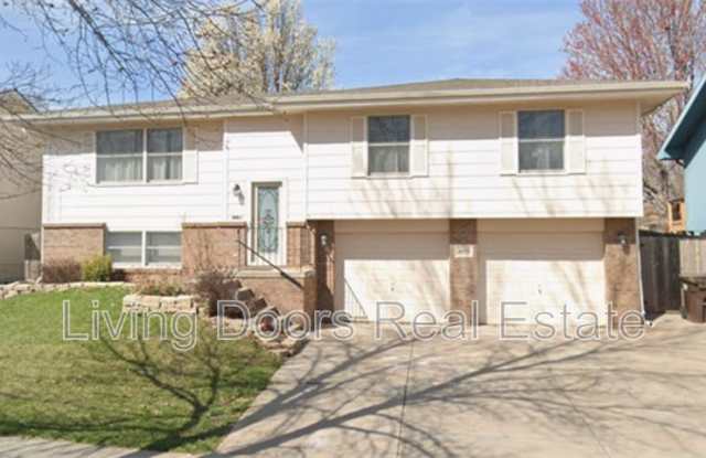 2433 SW 16 photos photos