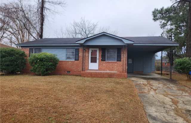 318 Longhorn Drive - 318 Longhorn Drive, Fayetteville, NC 28303