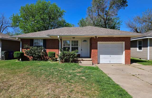 (3) Bed/(1) Bath in Core Norman Avail NOW! photos photos