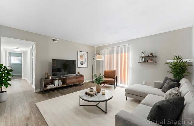 Lacota Apartments Gallery 2