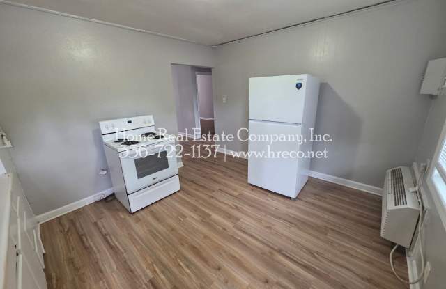 Fayetteville Village Apartments | 1340 Gray Avenue Apt B Gallery 3