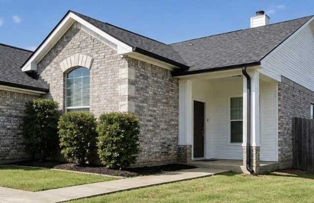 5300 Meadow Court Gallery 2