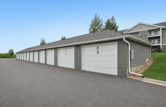 Lake Ridge Luxury Apartments Gallery 4