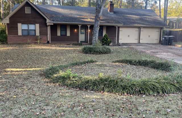 3449 Creekwood Drive SE photos photos