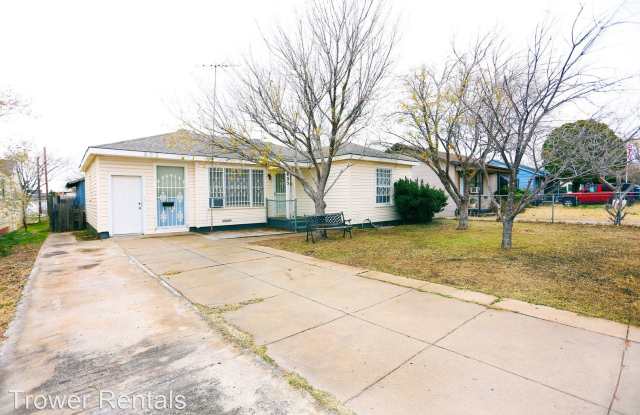 803 E 18th Gallery 2