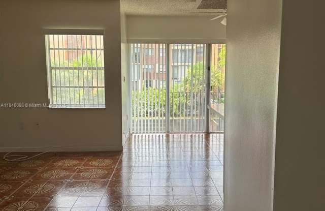 9380 W Flagler St photos photos