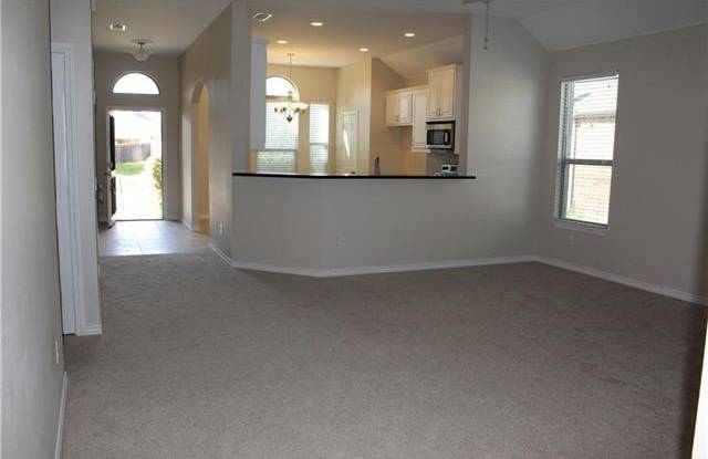 825 Misty Oak Trail Gallery 3
