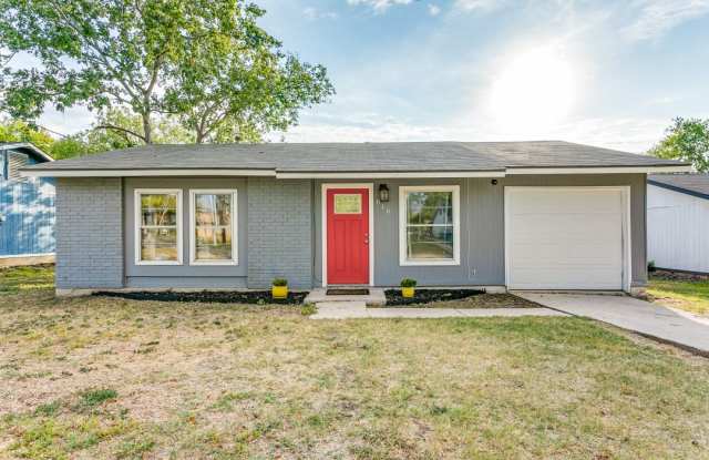 816 Hickory Hill Dr photos photos