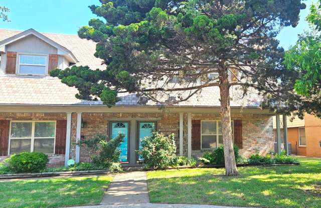 Spacious Duplex in Heart of NW OKC photos photos